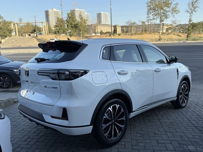 Changan CS 55 Plus 2025, 0 km - 1.5 l - Bakı