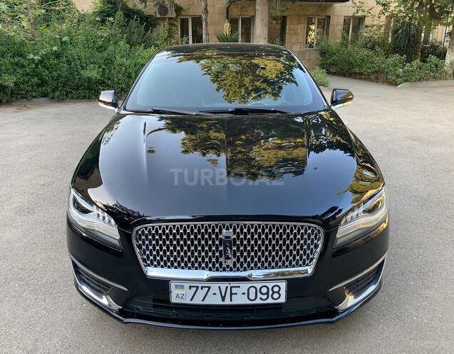 Lincoln MKZ-5
