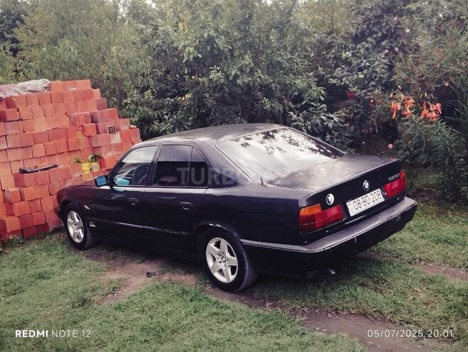 BMW 520 1992, 58,000 km - 2.5 l - Zaqatala