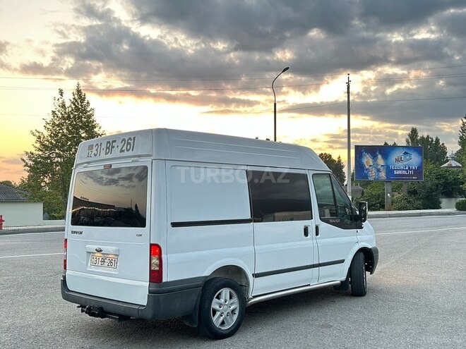 Ford Transit 2009, 240,000 km - 2.2 л - İsmayıllı