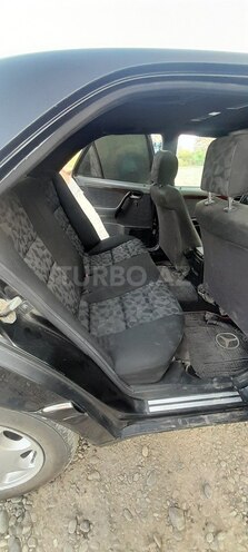 Mercedes C 220 1996, 482,000 km - 2.2 l - Saatlı