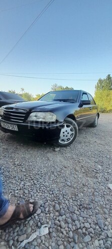 Mercedes C 220 1996, 482,000 km - 2.2 l - Saatlı