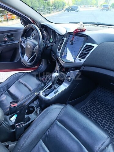 Chevrolet Cruze-17