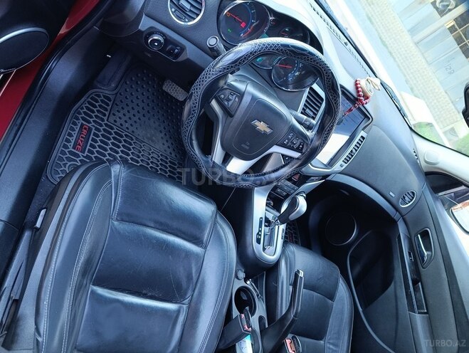 Chevrolet Cruze-19