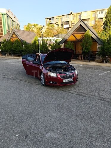 Chevrolet Cruze-11