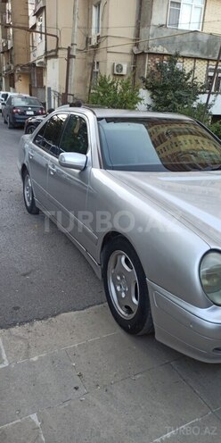 Mercedes E 270 2000, 480,000 km - 2.7 l - Bakı