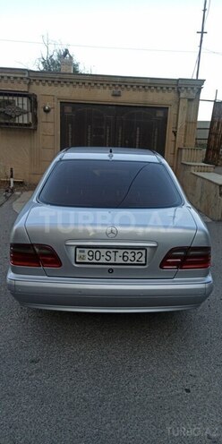 Mercedes E 270 2000, 480,000 km - 2.7 l - Bakı