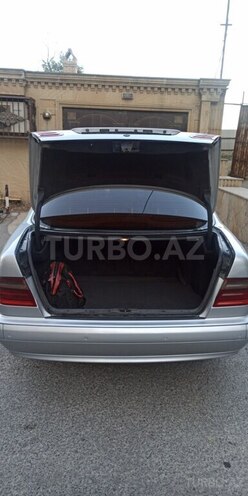 Mercedes E 270 2000, 480,000 km - 2.7 l - Bakı