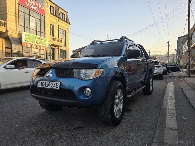 Mitsubishi L200 2007, 268,000 km - 2.5 l - Bakı