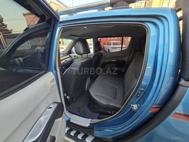 Mitsubishi L200 2007, 268,000 km - 2.5 l - Bakı