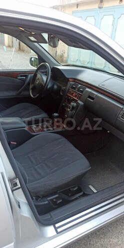 Mercedes E 270 2000, 480,000 km - 2.7 l - Bakı