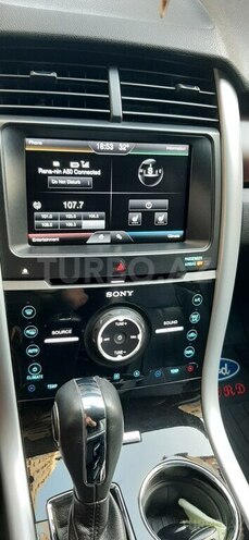 Ford Edge-16