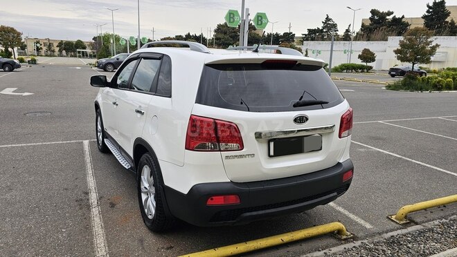 Kia Sorento 2012, 178,000 km - 2.4 l - Bakı