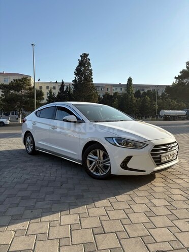 Hyundai Elantra 2017, 91,900 km - 1.6 l - Sumqayıt