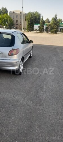 Peugeot 206 2002, 688,899 km - 1.6 l - Yevlax