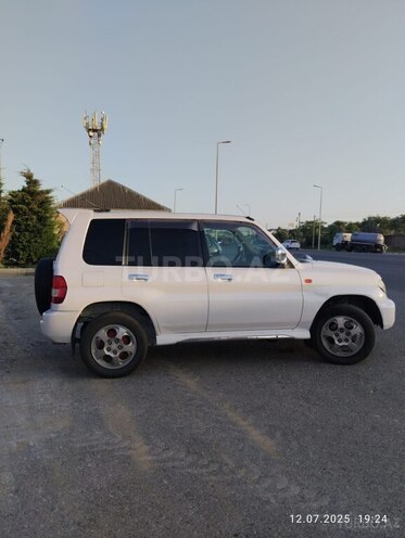 Mitsubishi Pajero io 2001, 235,556 km - 2.0 l - Bakı