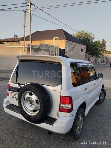 Mitsubishi Pajero io 2001, 235,556 km - 2.0 l - Bakı