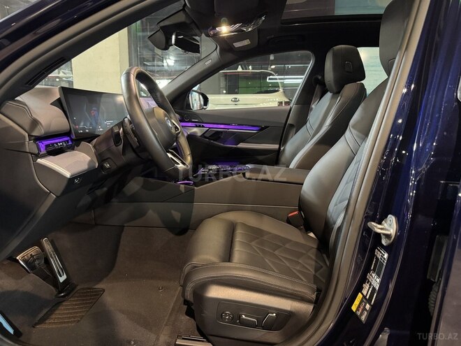 BMW i5 2023, 7,900 km - 0.0 l - Bakı