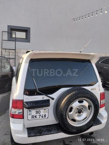 Mitsubishi Pajero io 2001, 235,556 km - 2.0 l - Bakı