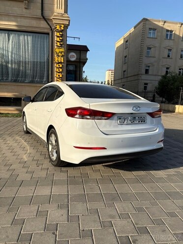 Hyundai Elantra 2017, 91,900 km - 1.6 l - Sumqayıt