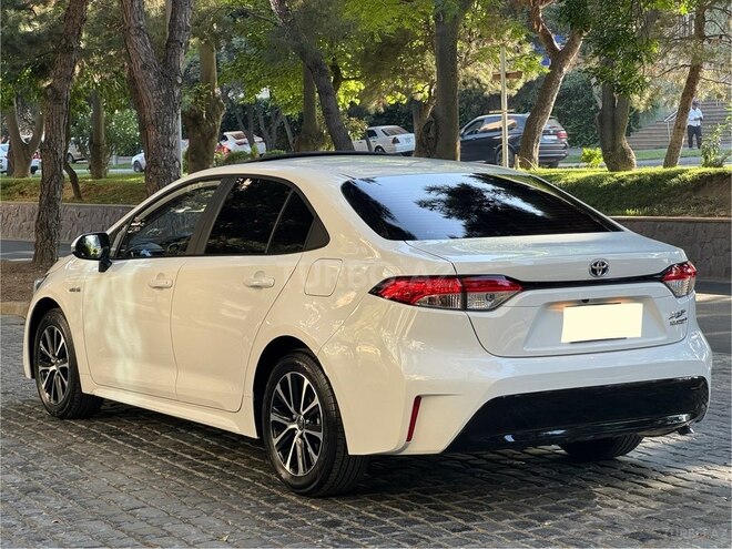 Toyota  2024, 6,000 km - 1.8 l - Bakı