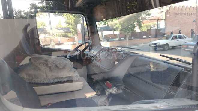 Mercedes Atego 815 2000, 450,000 km - 4.3 l - Gəncə