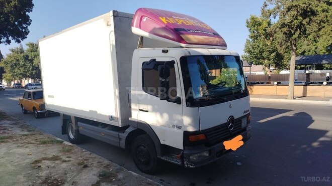 Mercedes Atego 815 2000, 450,000 km - 4.3 l - Gəncə