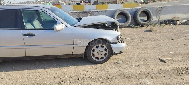 Mercedes C 200 1995, 400,000 km - 2.0 l - Sumqayıt