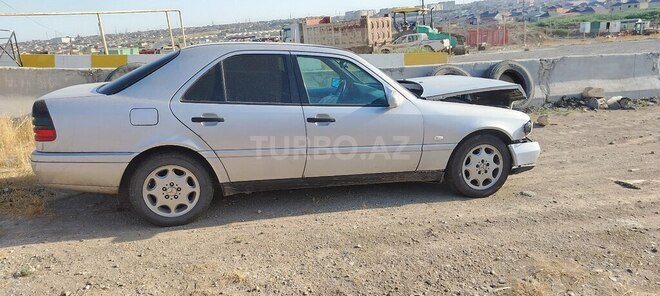 Mercedes C 200 1995, 400,000 km - 2.0 l - Sumqayıt