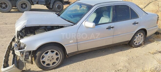Mercedes C 200 1995, 400,000 km - 2.0 l - Sumqayıt