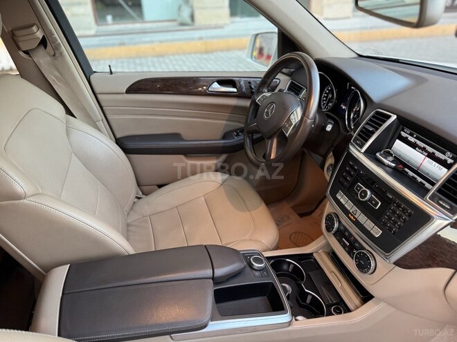 Mercedes ML 350 4MATIC-8