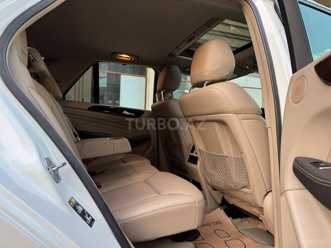 Mercedes ML 350 4MATIC-10
