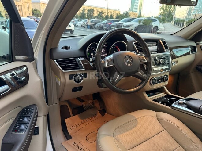 Mercedes ML 350 4MATIC-17