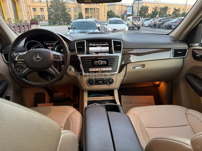 Mercedes ML 350 4MATIC-13