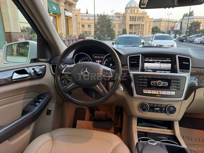 Mercedes ML 350 4MATIC-15