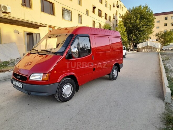 Ford Transit-7