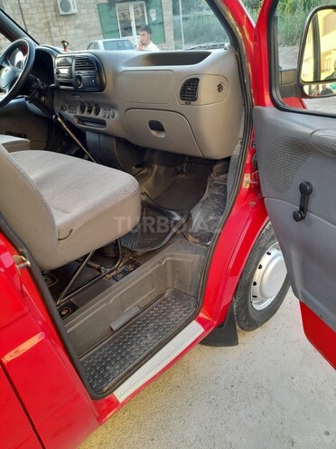 Ford Transit-10