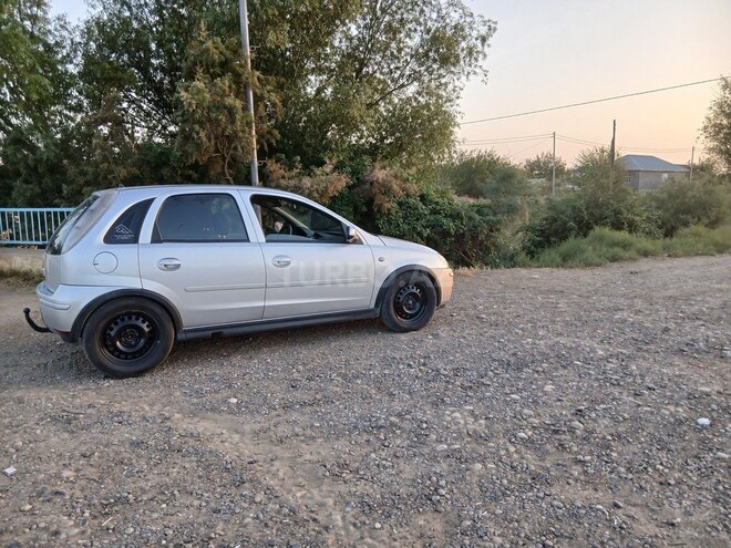Opel Corsa 2006, 124,588 km - 1.7 l - Bakı