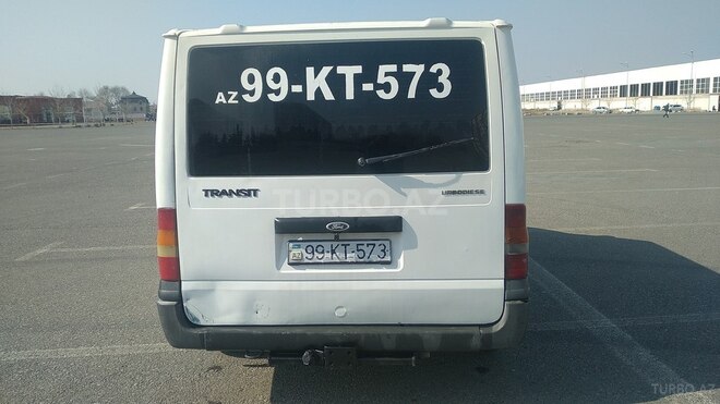 Ford Transit-2