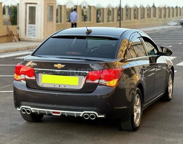 Chevrolet Cruze 2015, 240,000 km - 1.4 l - Sumqayıt