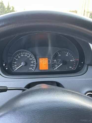 Mercedes Vito 111 2009, 285,000 km - 2.1 l - Bakı
