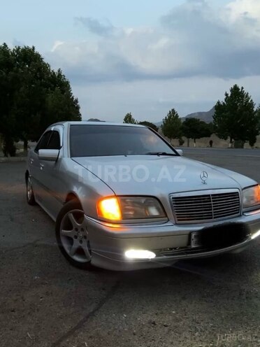 Mercedes C 180-3