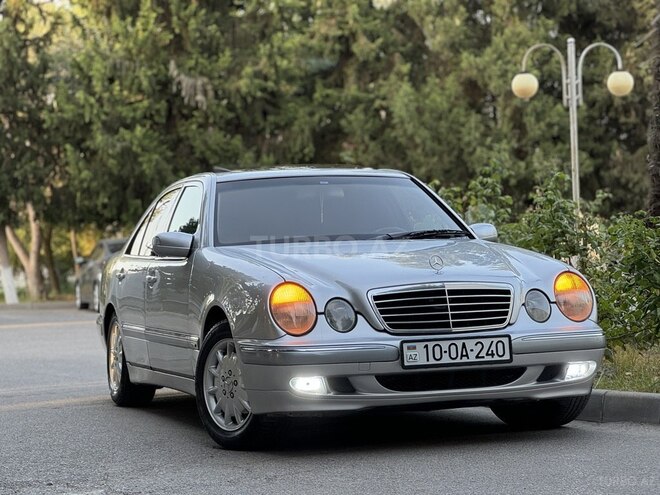 Mercedes E 240 2000, 362,000 km - 2.4 l - Saatlı