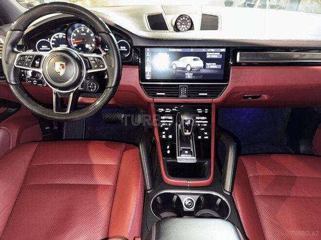 Porsche Cayenne-9