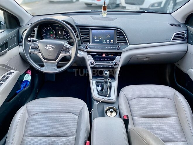 Hyundai Elantra 2016, 135,185 km - 2.0 l - Bakı