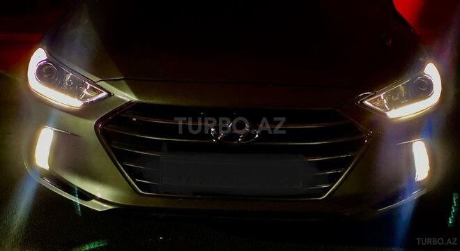 Hyundai Elantra 2016, 135,185 km - 2.0 l - Bakı