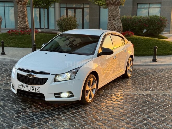 Chevrolet Cruze-1