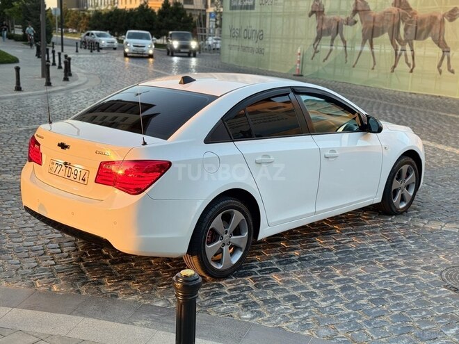 Chevrolet Cruze-5