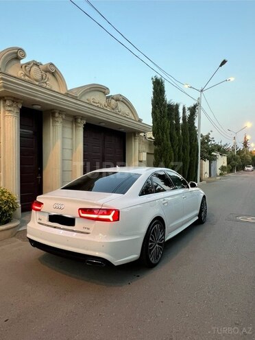 Audi A6-6