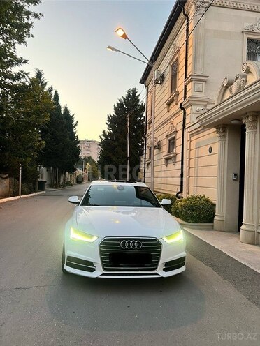 Audi A6-1